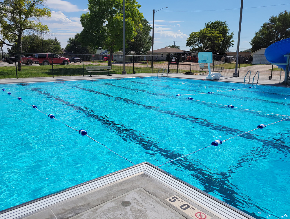 Cambridge swimming pool deep end